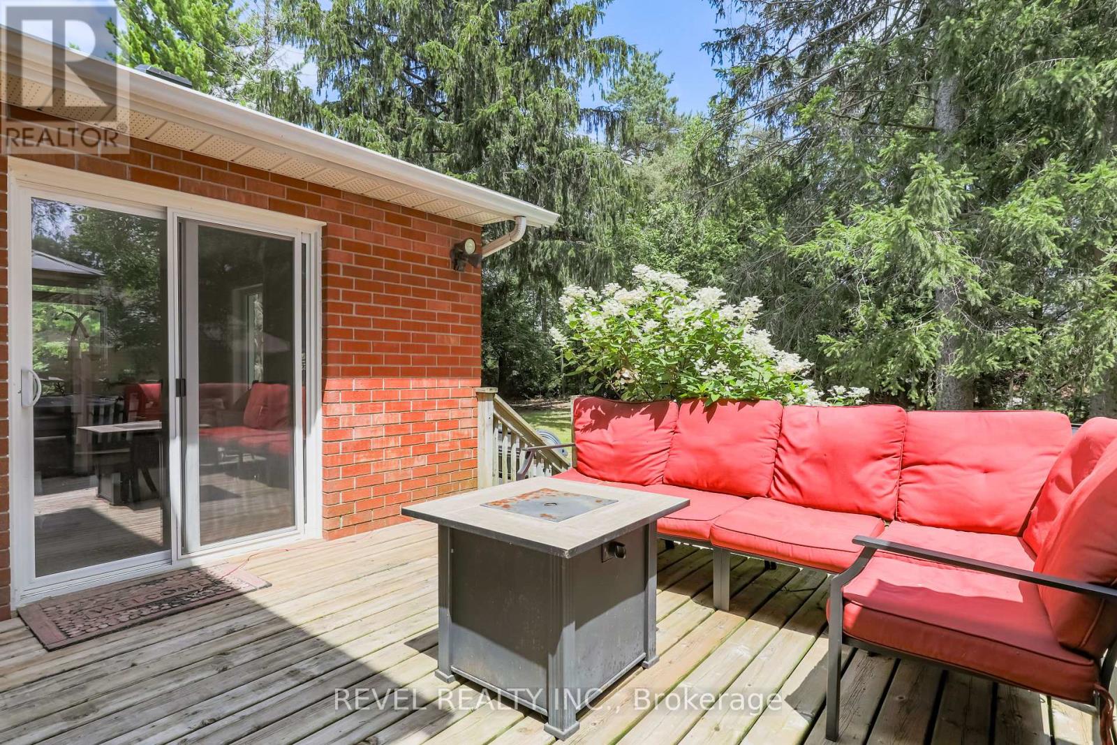 46 Royal Estate Drive, Kawartha Lakes (Pontypool), Ontario  L0A 1K0 - Photo 33 - X12146814