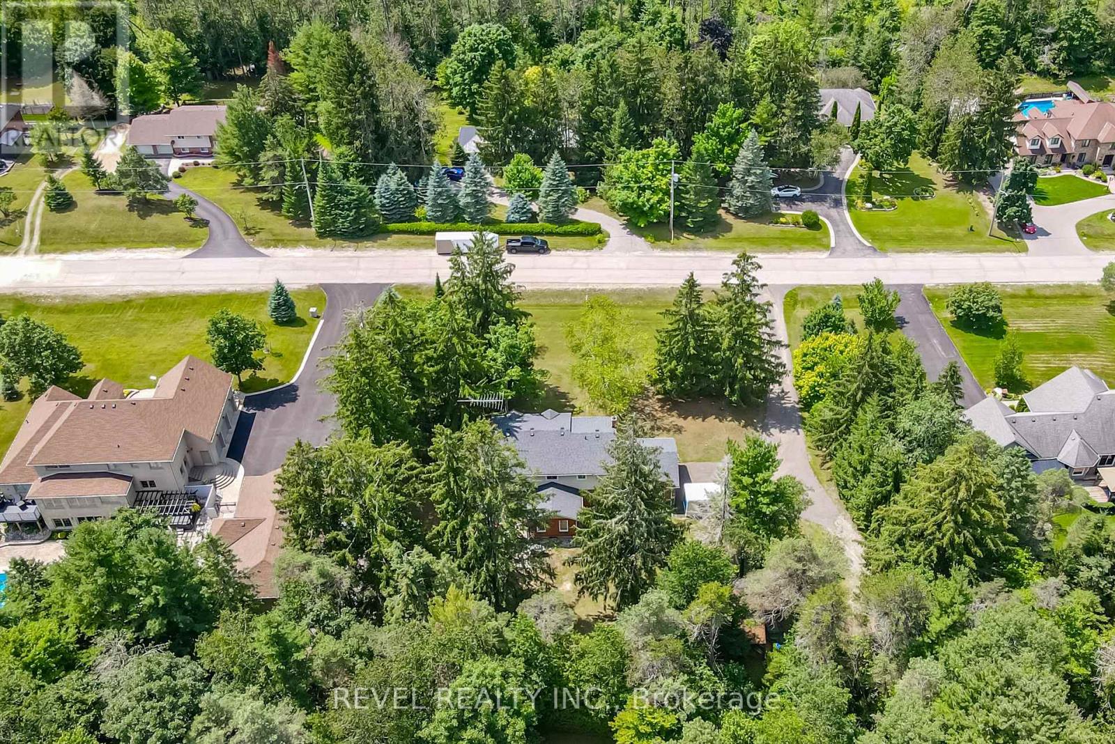46 Royal Estate Drive, Kawartha Lakes (Pontypool), Ontario  L0A 1K0 - Photo 40 - X12146814