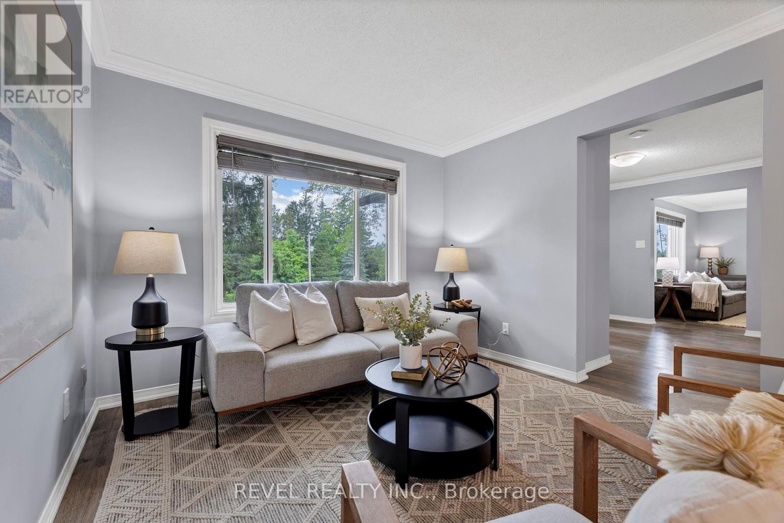 46 Royal Estate Drive, Kawartha Lakes (Pontypool), Ontario  L0A 1K0 - Photo 7 - X12146814