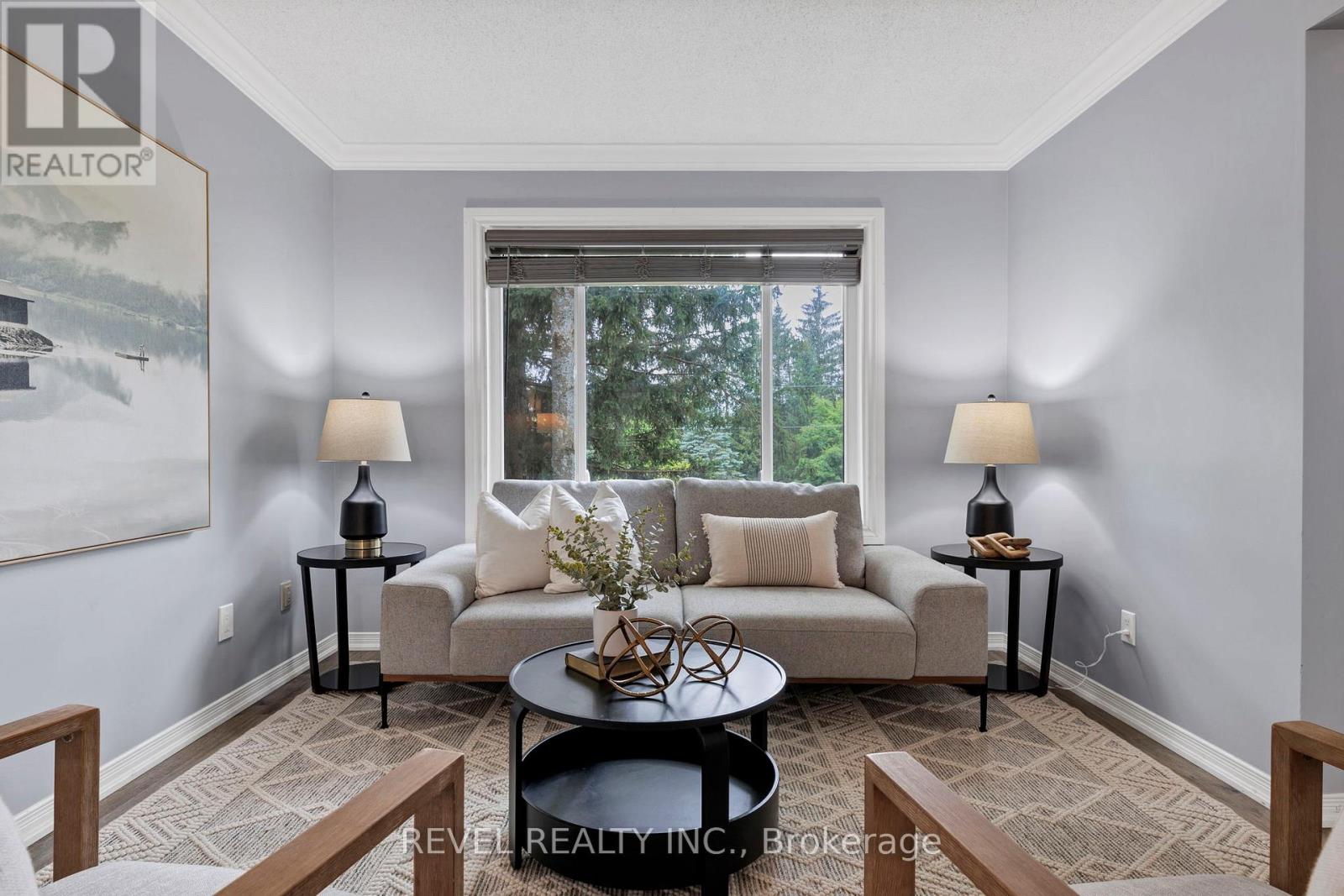 46 Royal Estate Drive, Kawartha Lakes (Pontypool), Ontario  L0A 1K0 - Photo 8 - X12146814