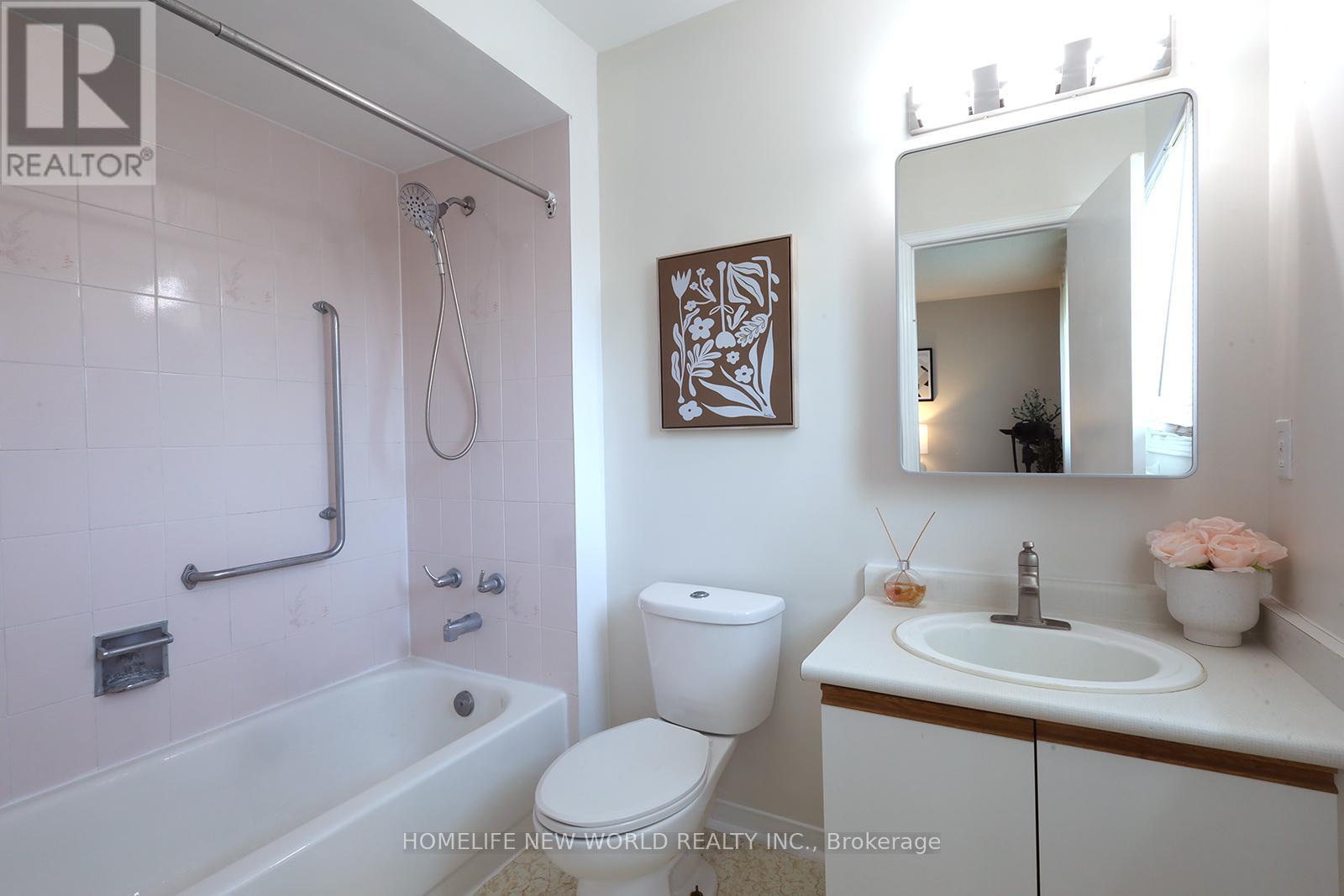 208 Elgin Street, Kawartha Lakes (Lindsay), Ontario  K9V 6B1 - Photo 15 - X12146686