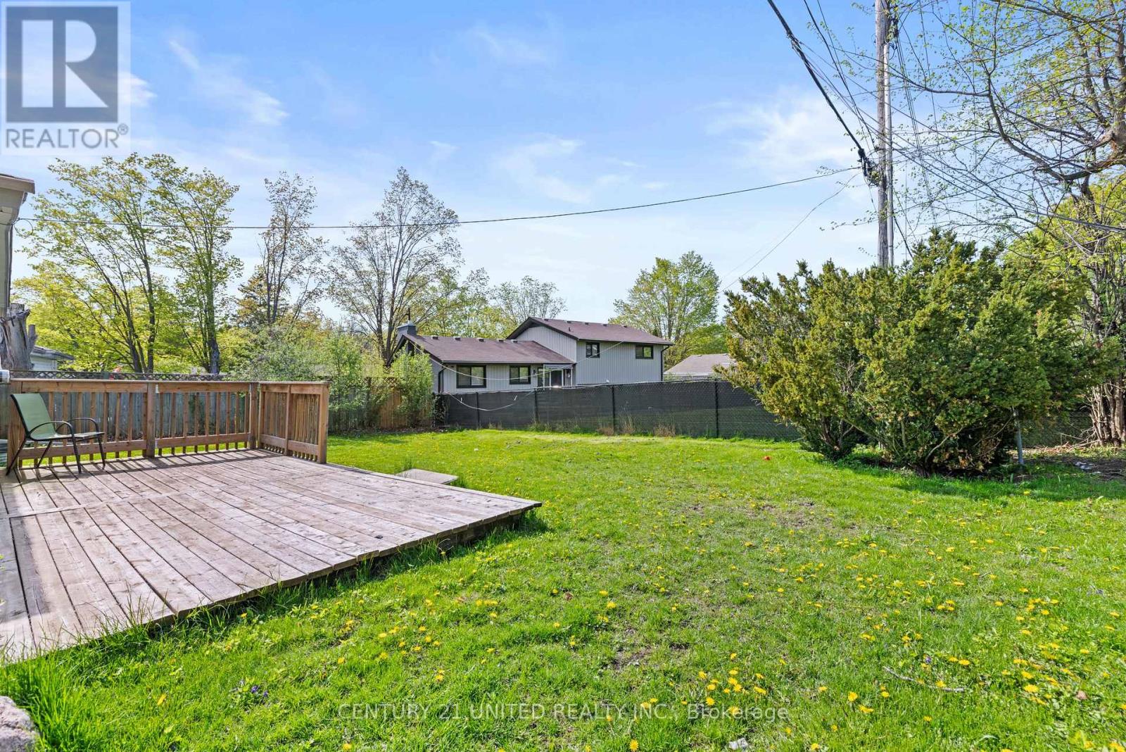 762 Weller Street, Peterborough Central (Old West End), Ontario  K9J 4X5 - Photo 27 - X12147044