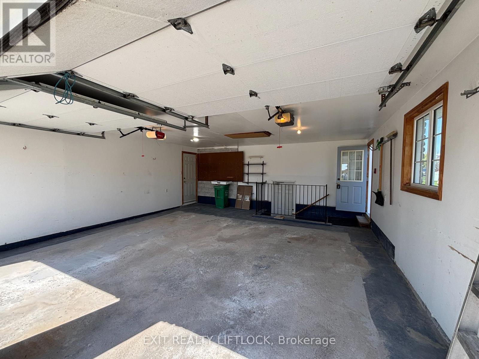 1018 Baker Street, Peterborough North (North), Ontario  K9H 7P8 - Photo 31 - X12147159