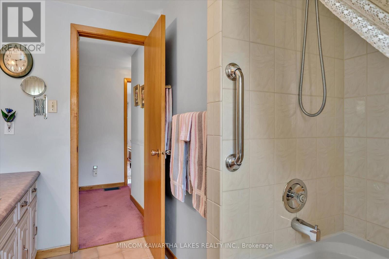 1381 Heather Lane, Peterborough West (North), Ontario  K9J 7N1 - Photo 31 - X12147328
