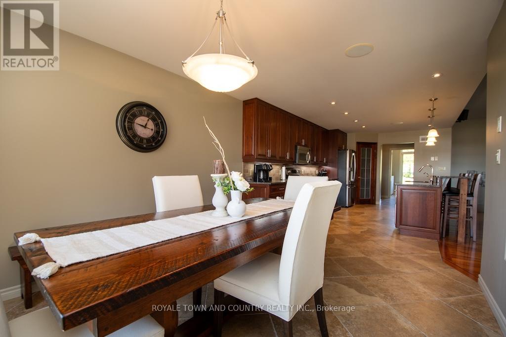 1308 River Road, Kawartha Lakes, Ontario  K9V 4R4 - Photo 10 - X12147677