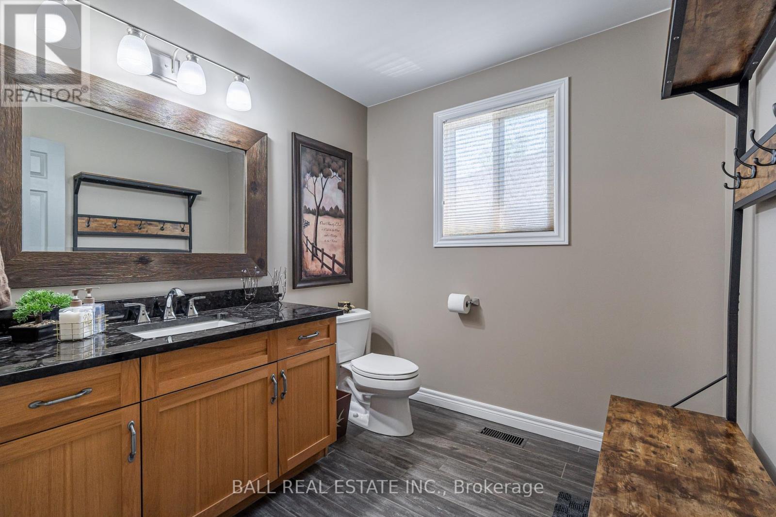 313 Woodward Avenue, Peterborough North (North), Ontario  K9L 1K2 - Photo 21 - X12147912