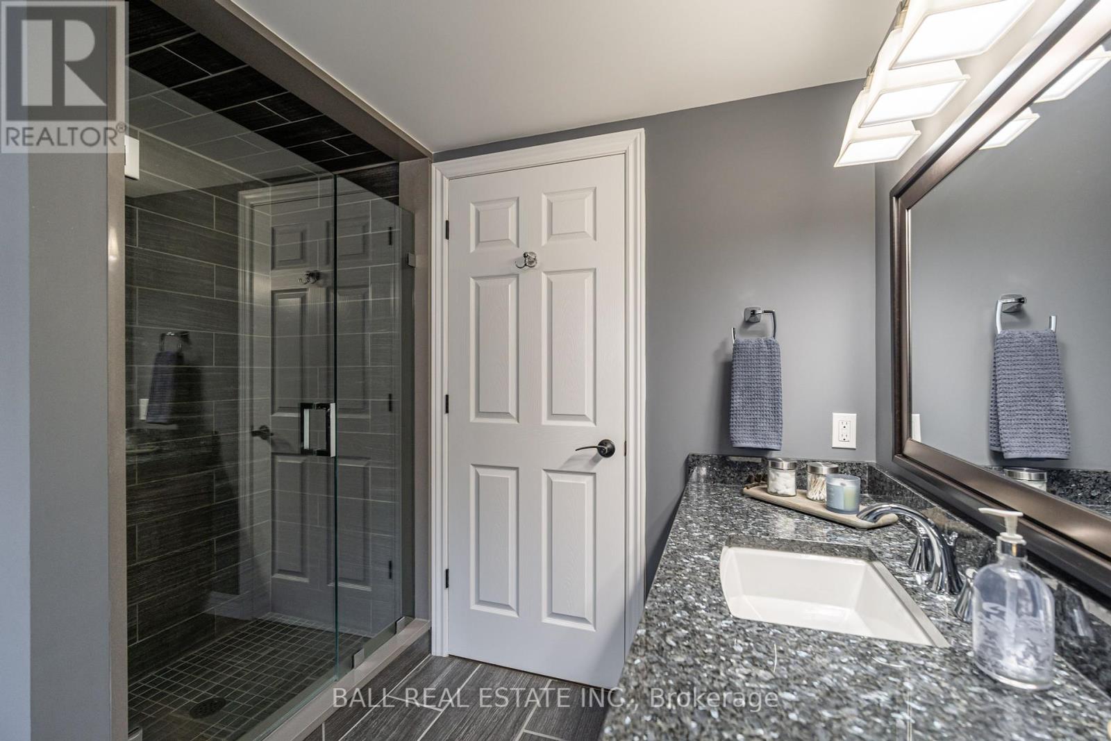 313 Woodward Avenue, Peterborough North (North), Ontario  K9L 1K2 - Photo 27 - X12147912