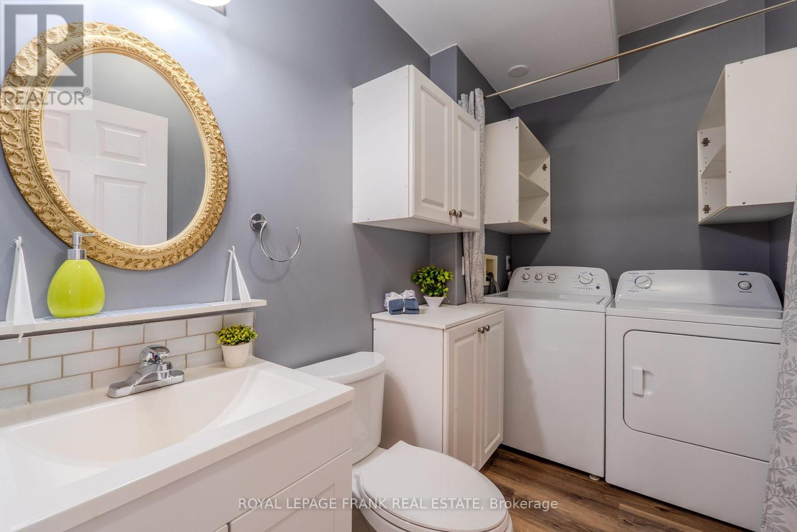 9 Eglington Street, Kawartha Lakes (Lindsay), Ontario  K9V 6K6 - Photo 16 - X12147941