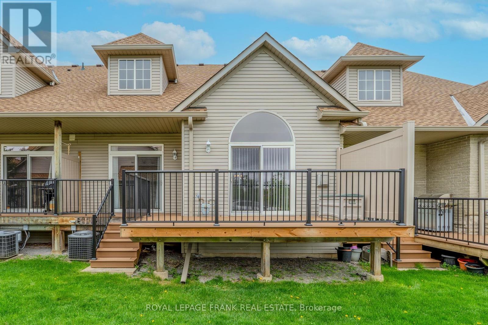 9 Eglington Street, Kawartha Lakes (Lindsay), Ontario  K9V 6K6 - Photo 26 - X12147941
