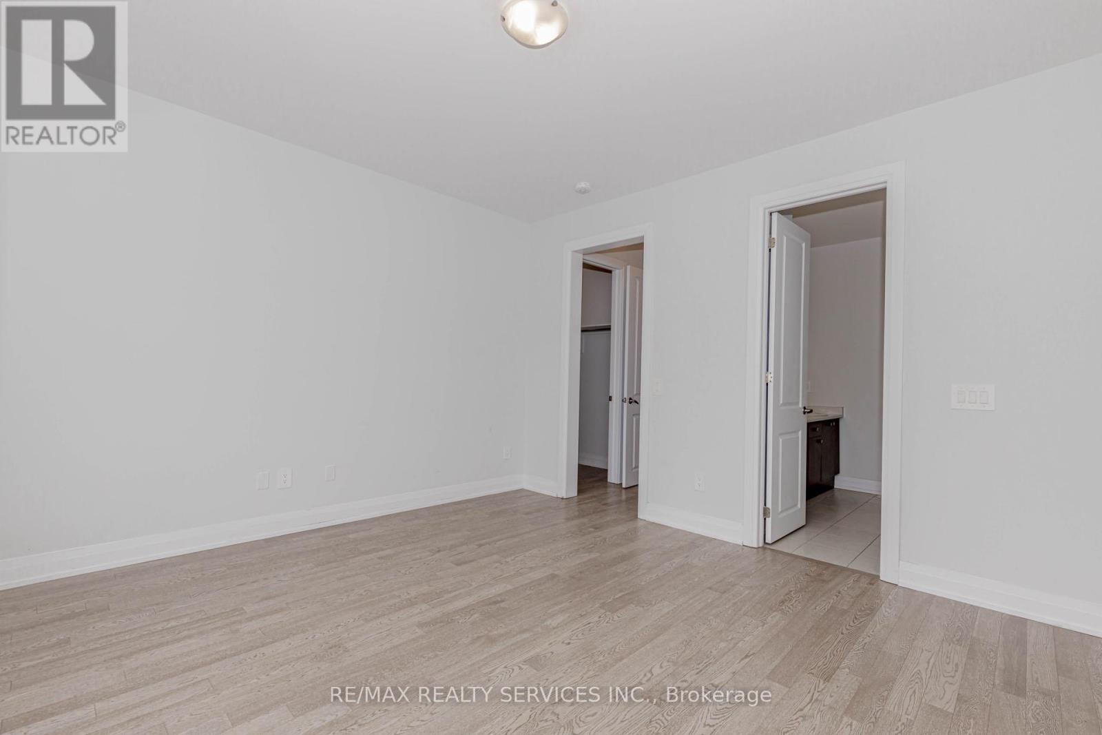 141 St Joseph Road, Kawartha Lakes (Lindsay), Ontario  K9V 0R8 - Photo 13 - X12147675