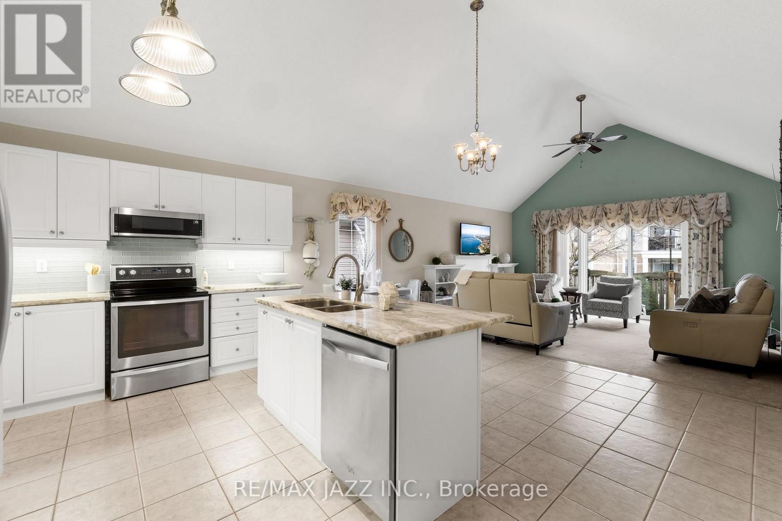 6 - 350 Lakebreeze Drive, Clarington (Newcastle), Ontario  L1B 0A2 - Photo 14 - E12148136