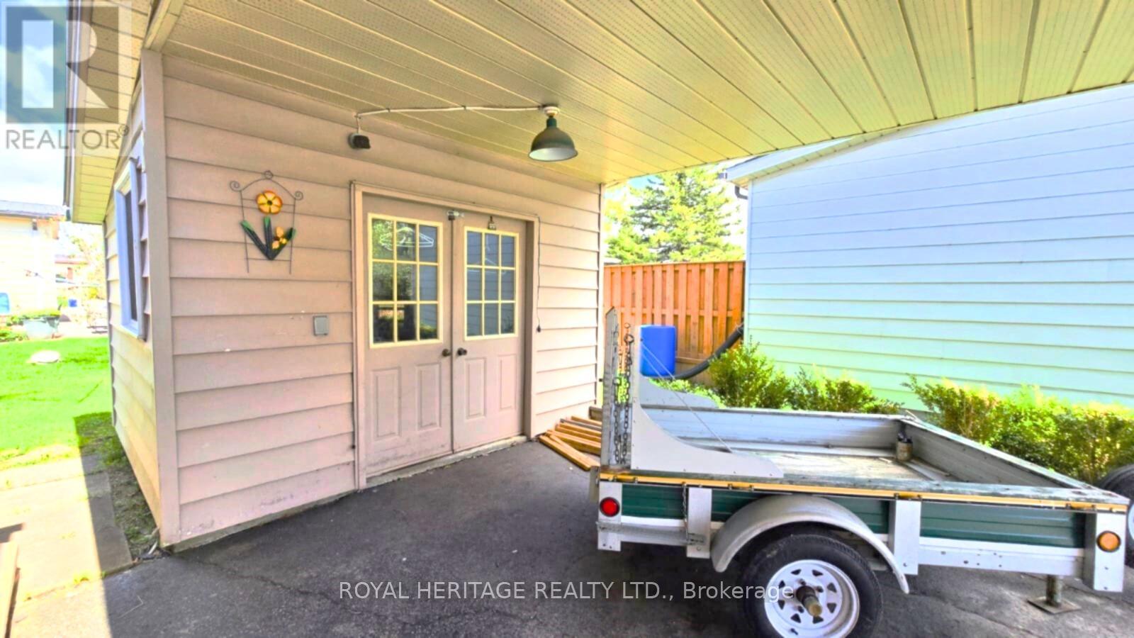 19 Park Street, Kawartha Lakes (Fenelon), Ontario  K9V 4R1 - Photo 27 - X12148165