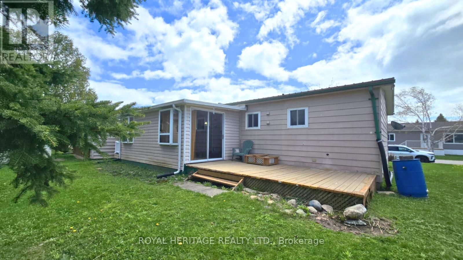 19 Park Street, Kawartha Lakes (Fenelon), Ontario  K9V 4R1 - Photo 29 - X12148165
