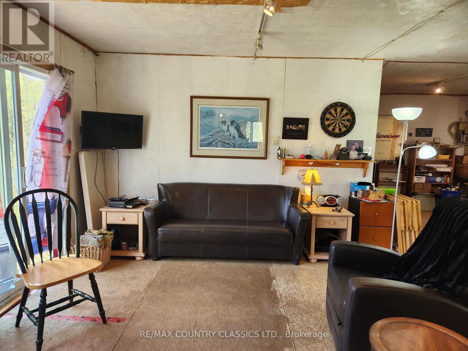 2910 Weslemkoon Lake Road, Tudor & Cashel, Ontario  K0L 1W0 - Photo 6 - X12148524