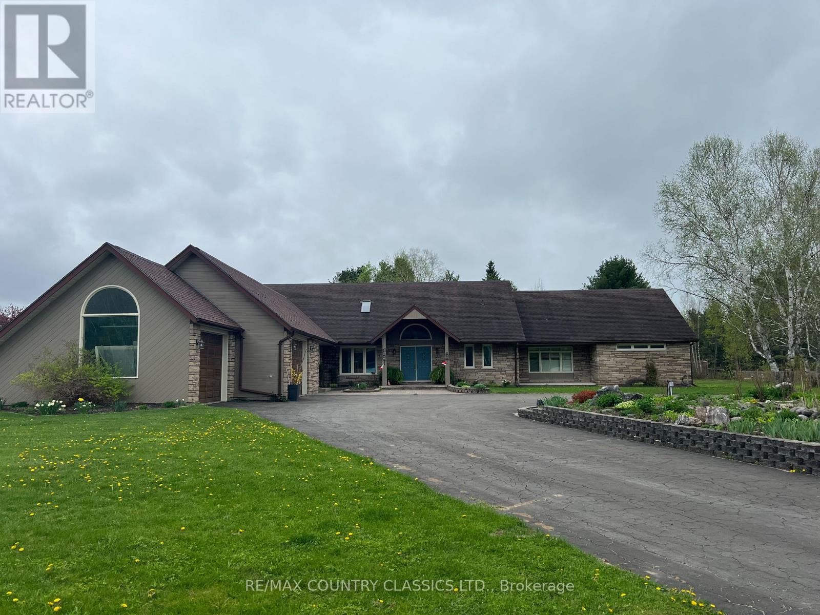 11 GOLFVIEW DRIVE, bancroft (bancroft ward), Ontario