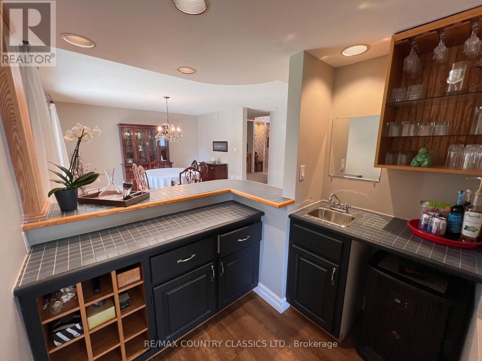 11 Golfview Drive, Bancroft (Bancroft Ward), Ontario  K0L 1C0 - Photo 20 - X12148612