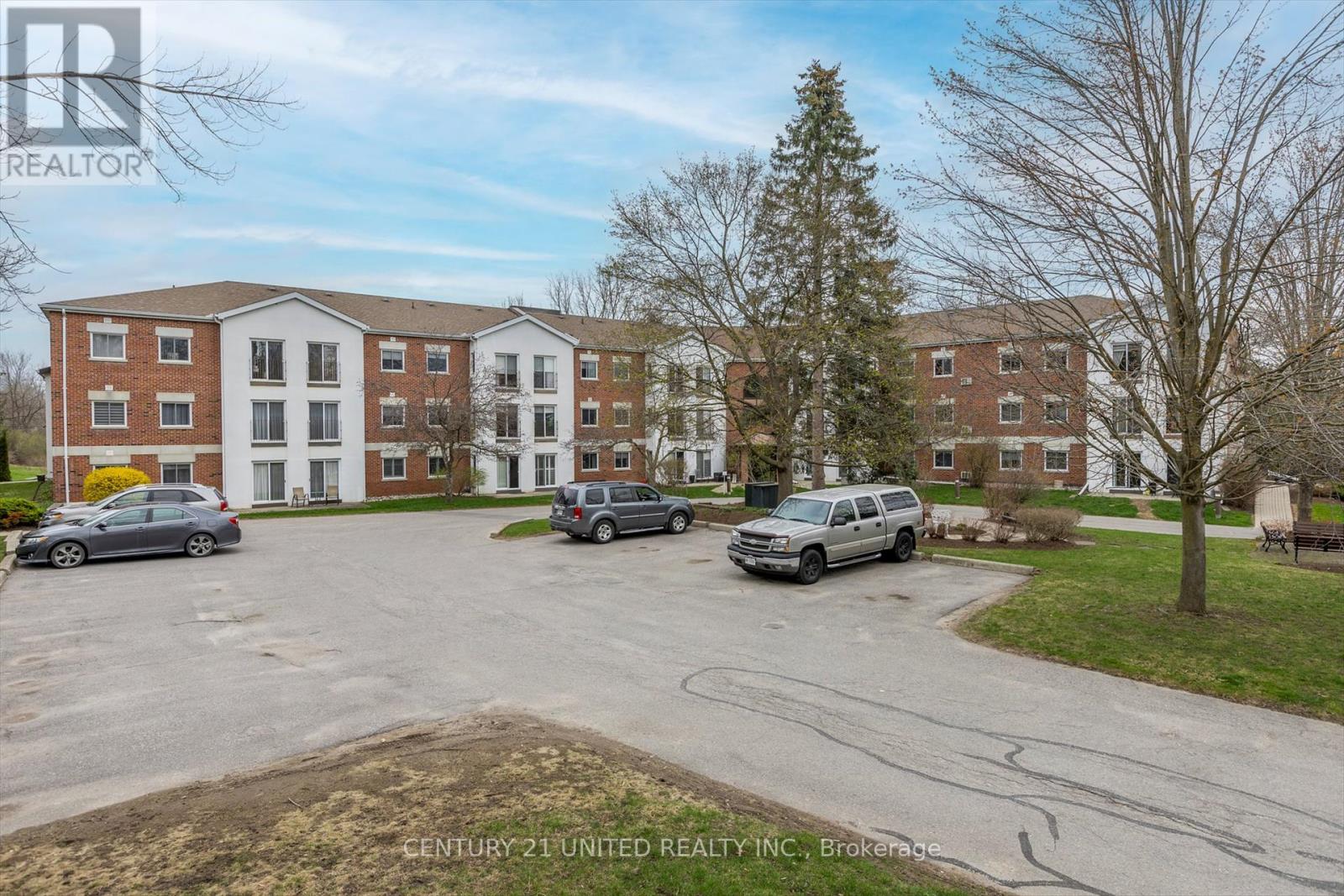 204 - 1111 Water Street, Peterborough North (Central), Ontario  K9H 3P7 - Photo 1 - X12150141