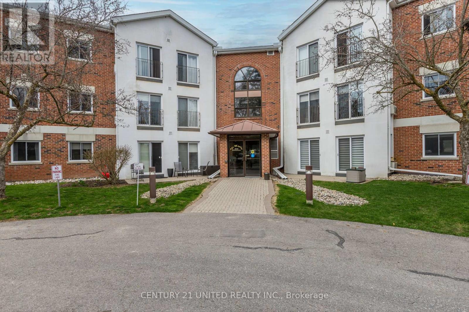 204 - 1111 Water Street, Peterborough North (Central), Ontario  K9H 3P7 - Photo 2 - X12150141