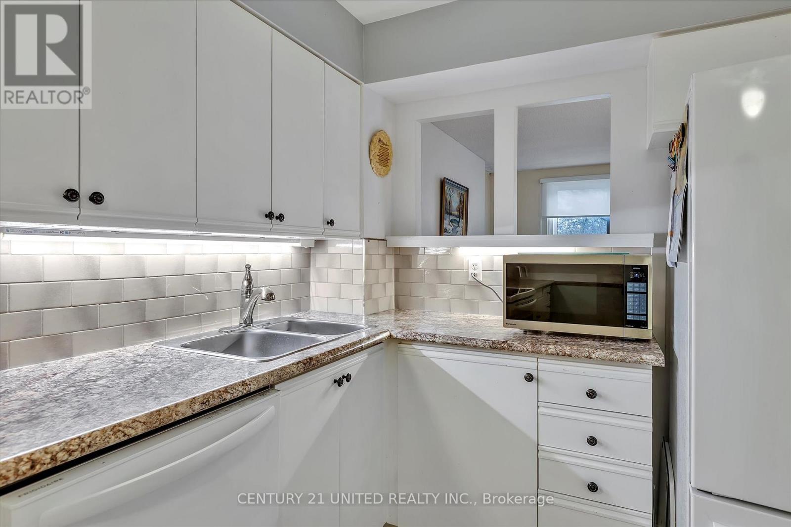 204 - 1111 Water Street, Peterborough North (Central), Ontario  K9H 3P7 - Photo 24 - X12150141