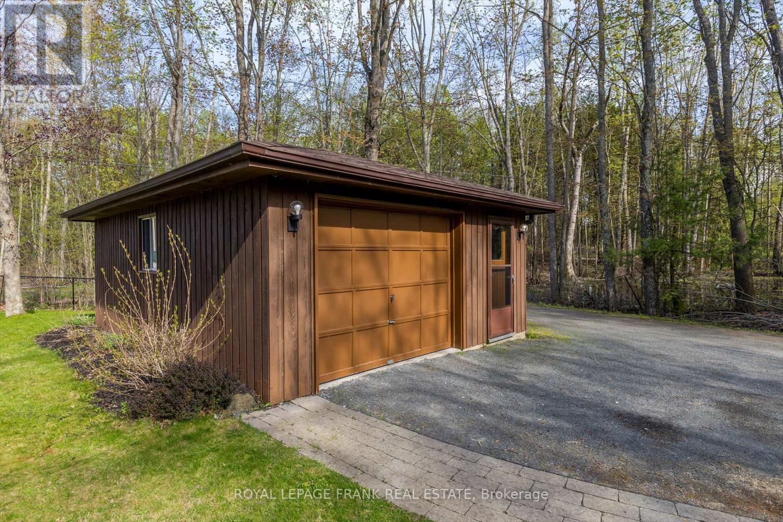 16 Fire Route 41a, Havelock-Belmont-Methuen (Belmont-Methuen), Ontario  K0L 1Z0 - Photo 31 - X12150153