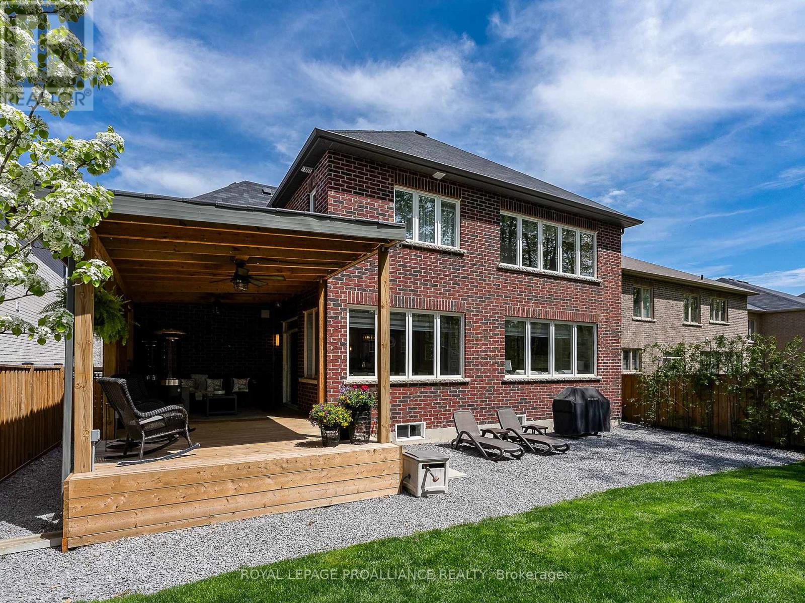 137 Highlands Boulevard, Cavan Monaghan (Cavan Twp), Ontario  L0A 1G0 - Photo 48 - X12150229