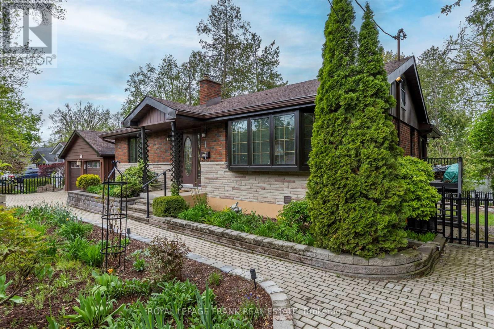 256 SHERIN AVENUE, peterborough south (east), Ontario