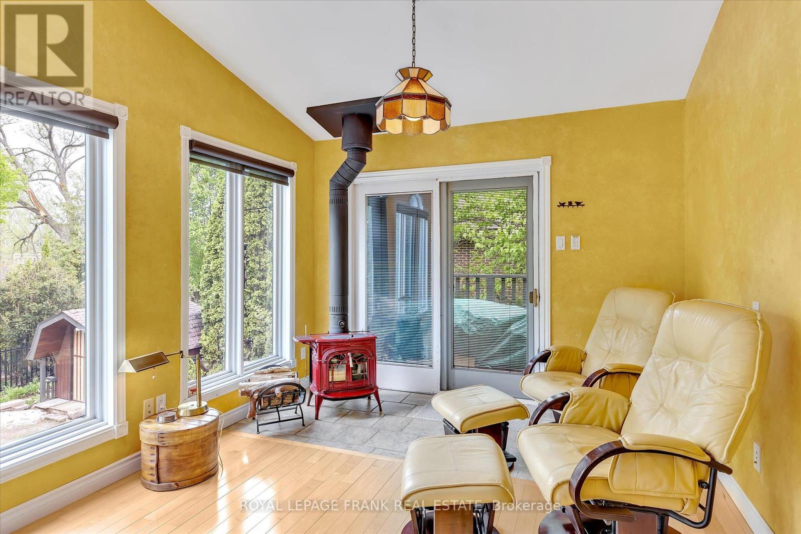 256 Sherin Avenue, Peterborough South (East), Ontario  K9J 1B6 - Photo 13 - X12150415