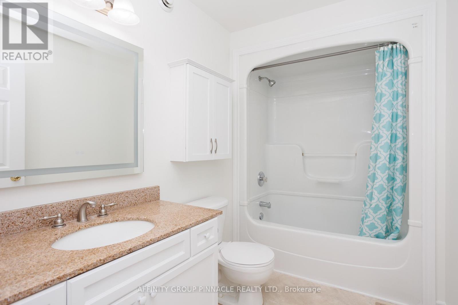 4 Champlain Boulevard, Kawartha Lakes (Lindsay), Ontario  K9V 0H9 - Photo 14 - X12150461