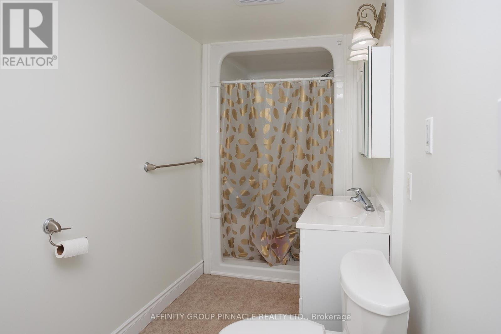 4 Champlain Boulevard, Kawartha Lakes (Lindsay), Ontario  K9V 0H9 - Photo 30 - X12150461