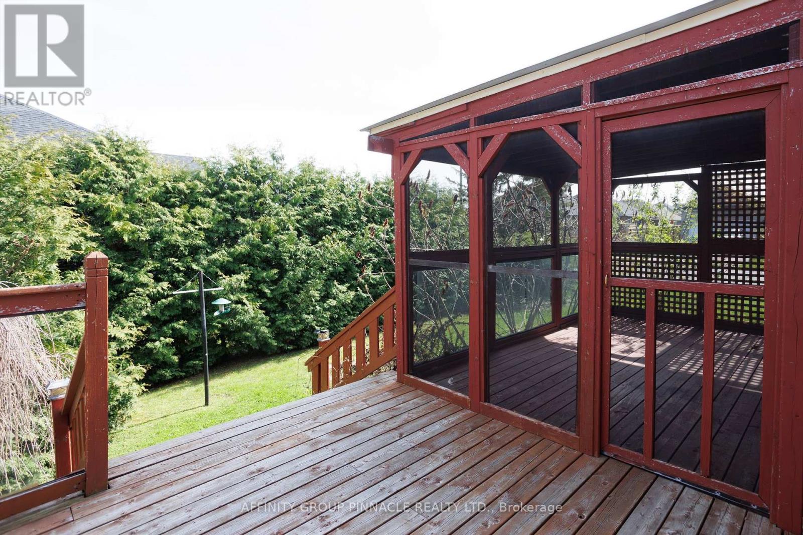 4 Champlain Boulevard, Kawartha Lakes (Lindsay), Ontario  K9V 0H9 - Photo 33 - X12150461