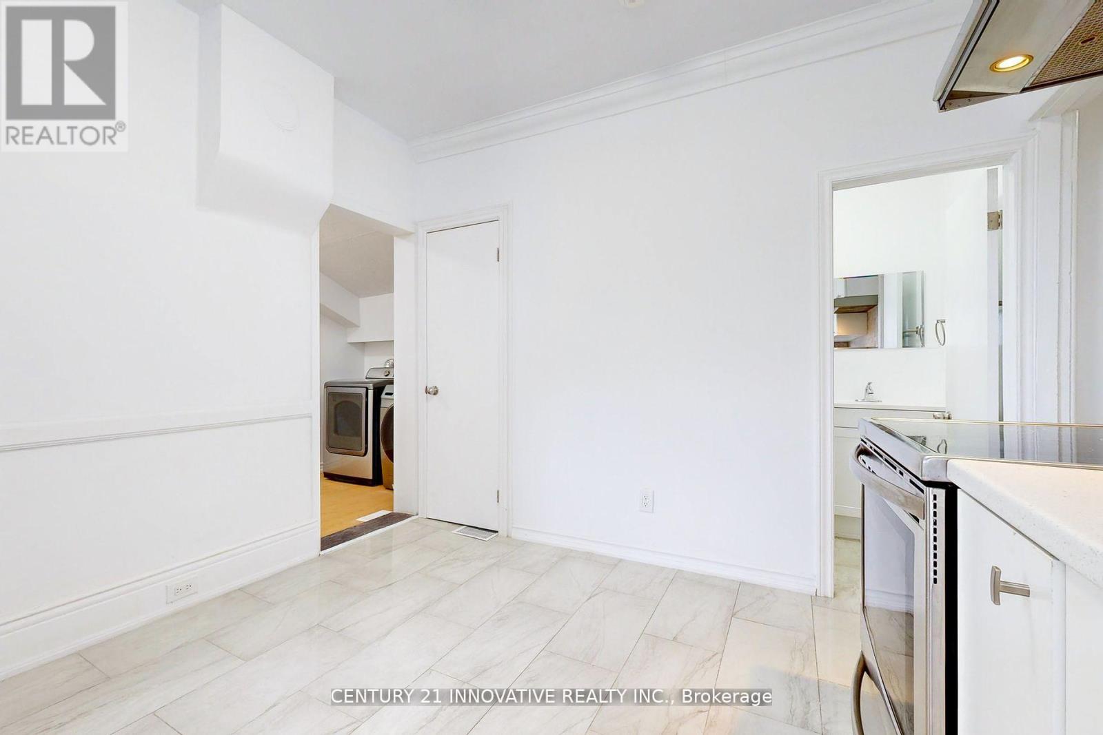 57 Olive Avenue, Peterborough (Downtown), Ontario  K9J 3K0 - Photo 13 - X12150783