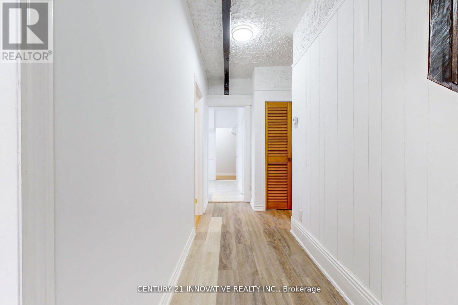 57 Olive Avenue, Peterborough (Downtown), Ontario  K9J 3K0 - Photo 2 - X12150783
