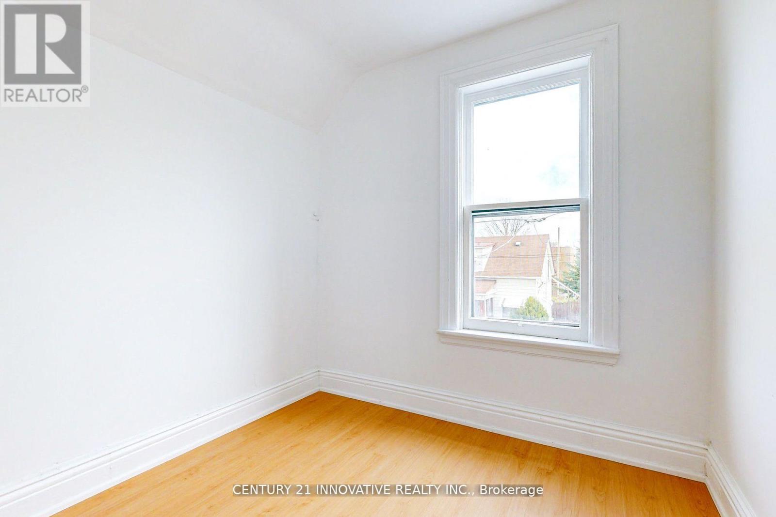 57 Olive Avenue, Peterborough (Downtown), Ontario  K9J 3K0 - Photo 21 - X12150783