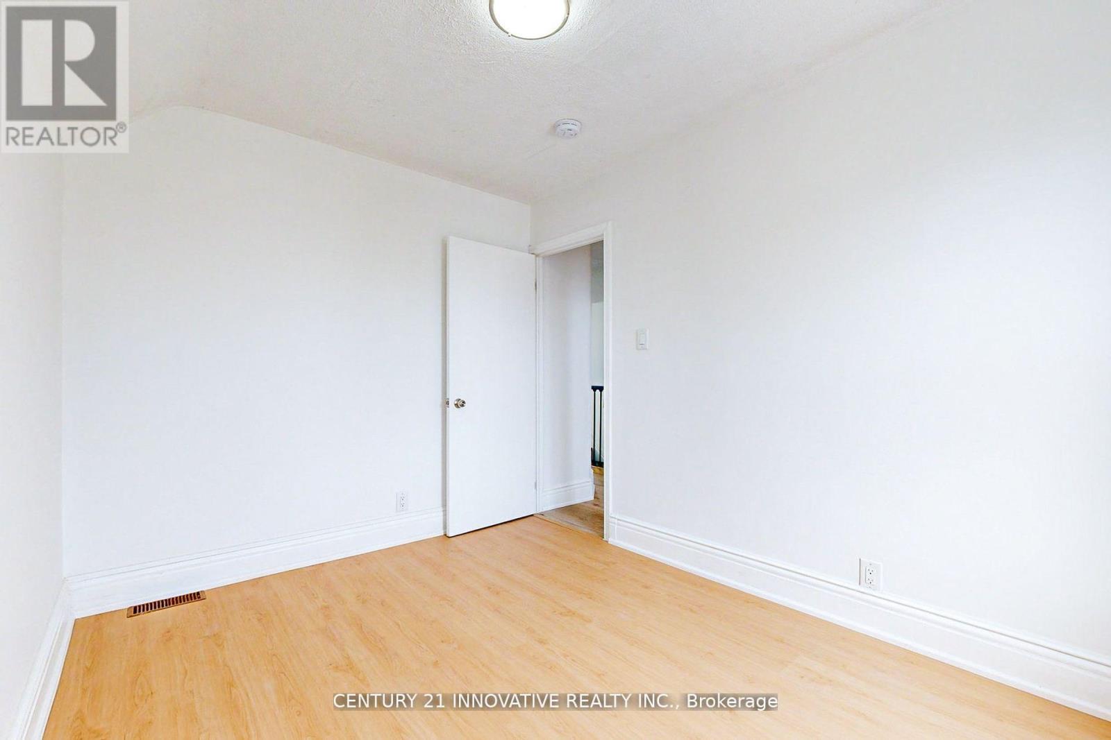 57 Olive Avenue, Peterborough (Downtown), Ontario  K9J 3K0 - Photo 26 - X12150783