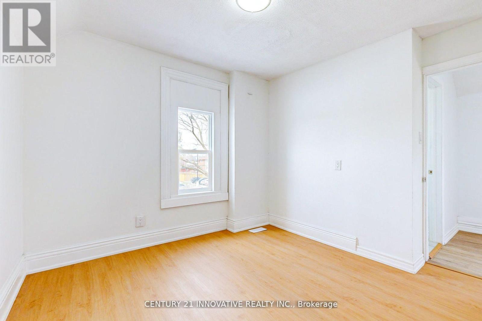 57 Olive Avenue, Peterborough (Downtown), Ontario  K9J 3K0 - Photo 31 - X12150783