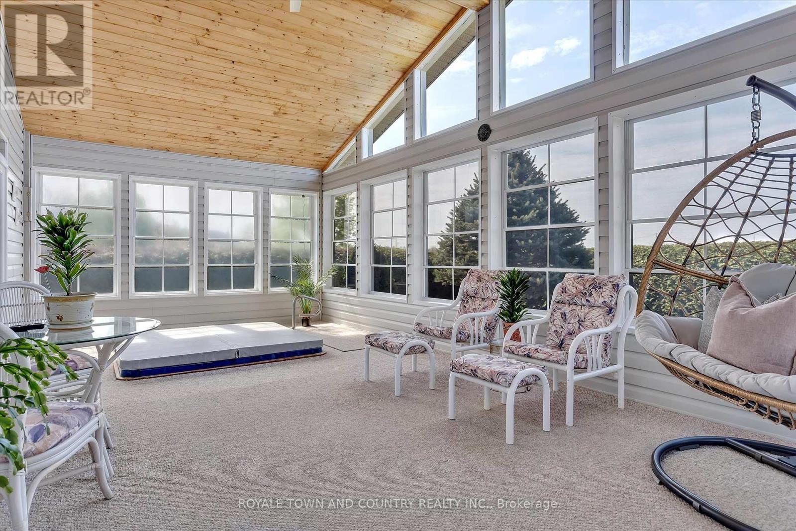 25 Sylvester Drive, Kawartha Lakes (Lindsay), Ontario  K9V 6E7 - Photo 15 - X12151136