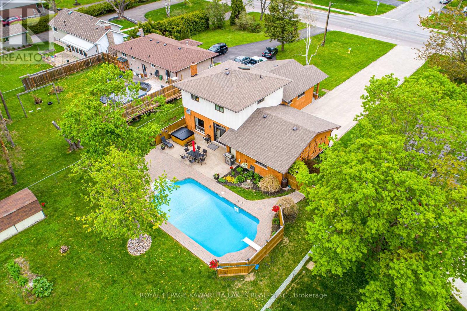 197 Angeline Street N, Kawartha Lakes (Lindsay), Ontario  K9V 4Y5 - Photo 38 - X12151407