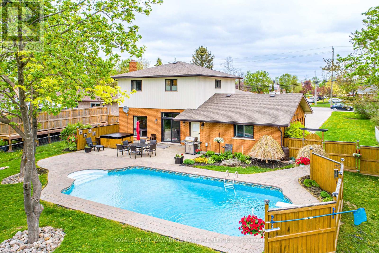 197 Angeline Street N, Kawartha Lakes (Lindsay), Ontario  K9V 4Y5 - Photo 39 - X12151407