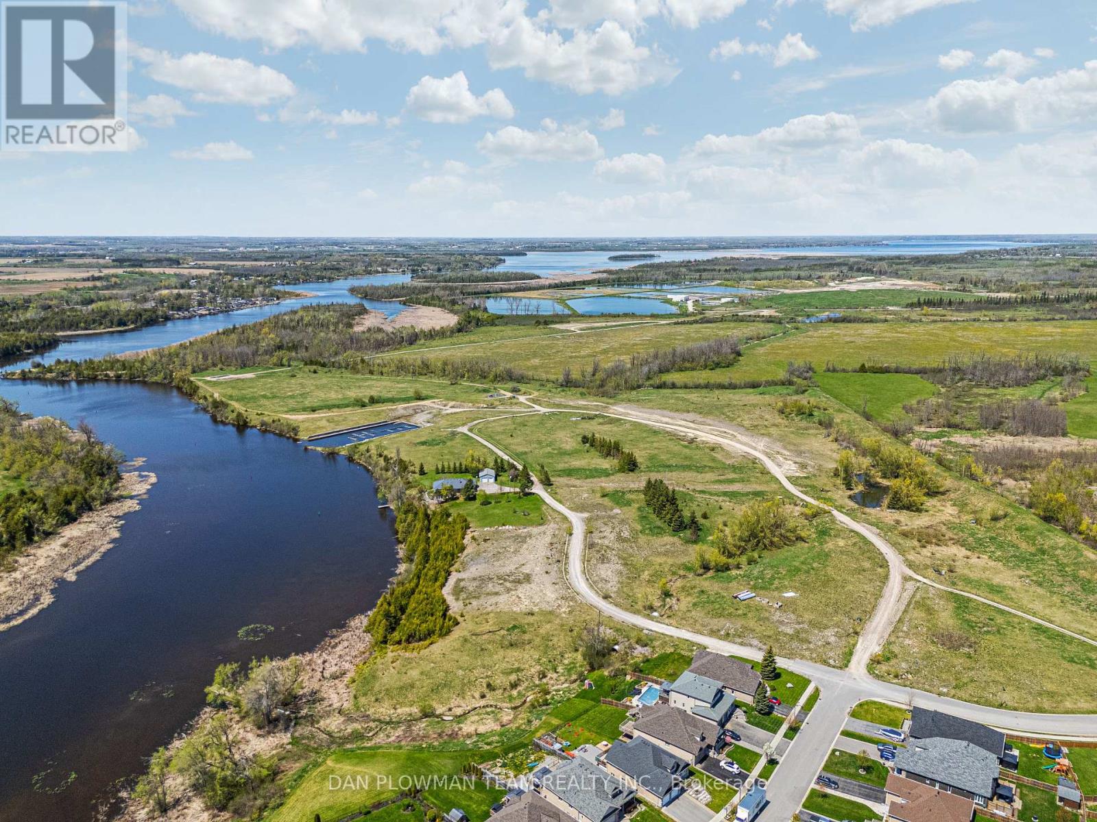 405 St. David Street, Kawartha Lakes (Ops), Ontario  K9V 6H2 - Photo 4 - X12151568