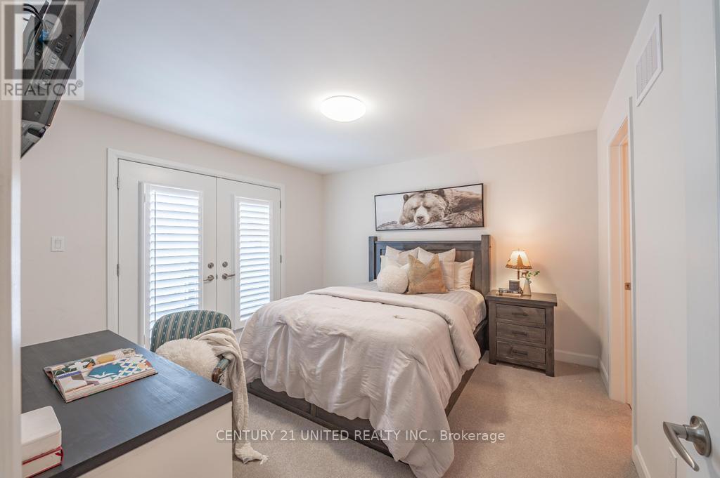 531 Clayton Avenue, Peterborough North (North), Ontario  K9K 0G3 - Photo 17 - X12151829