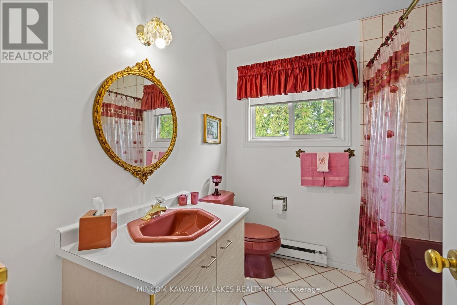 631 North Shore Drive E, Otonabee-South Monaghan, Ontario  K0L 1B0 - Photo 12 - X12151848