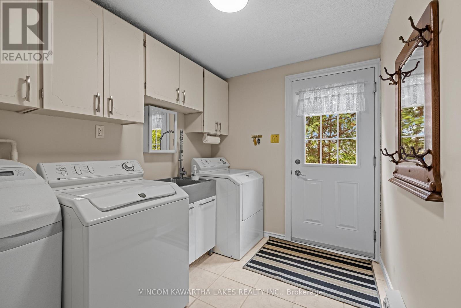 631 North Shore Drive E, Otonabee-South Monaghan, Ontario  K0L 1B0 - Photo 19 - X12151848