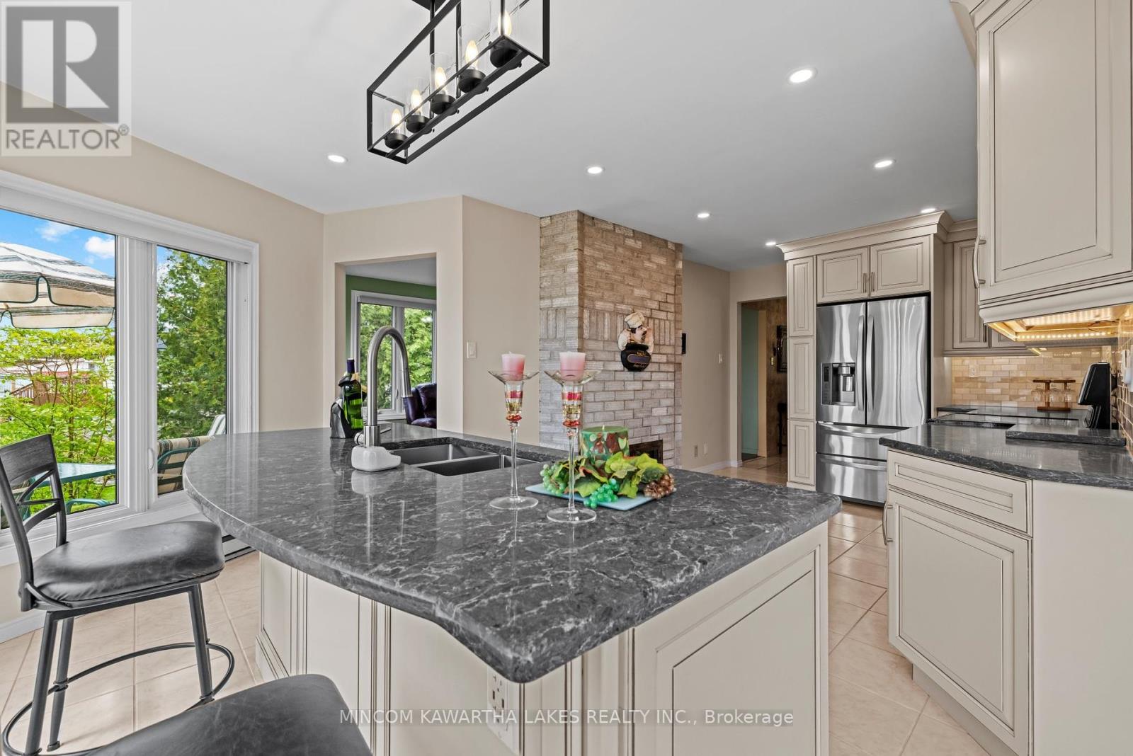 631 North Shore Drive E, Otonabee-South Monaghan, Ontario  K0L 1B0 - Photo 24 - X12151848