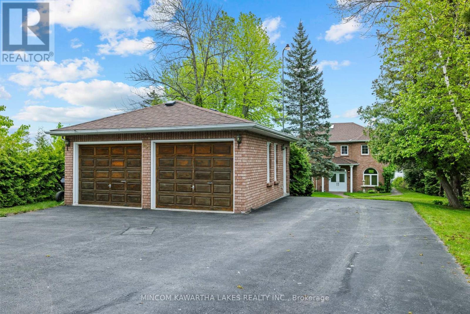 631 North Shore Drive E, Otonabee-South Monaghan, Ontario  K0L 1B0 - Photo 3 - X12151848