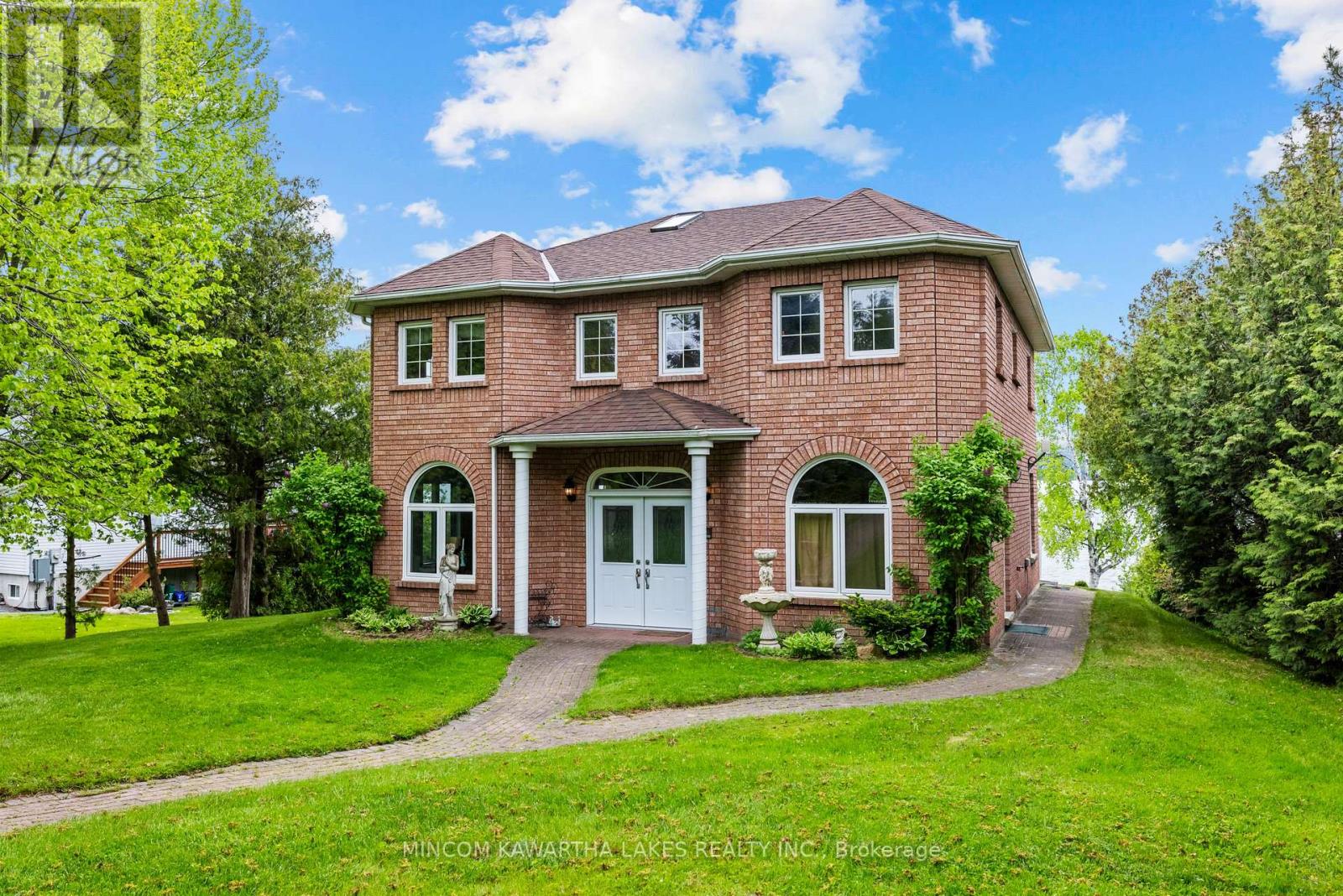 631 North Shore Drive E, Otonabee-South Monaghan, Ontario  K0L 1B0 - Photo 4 - X12151848