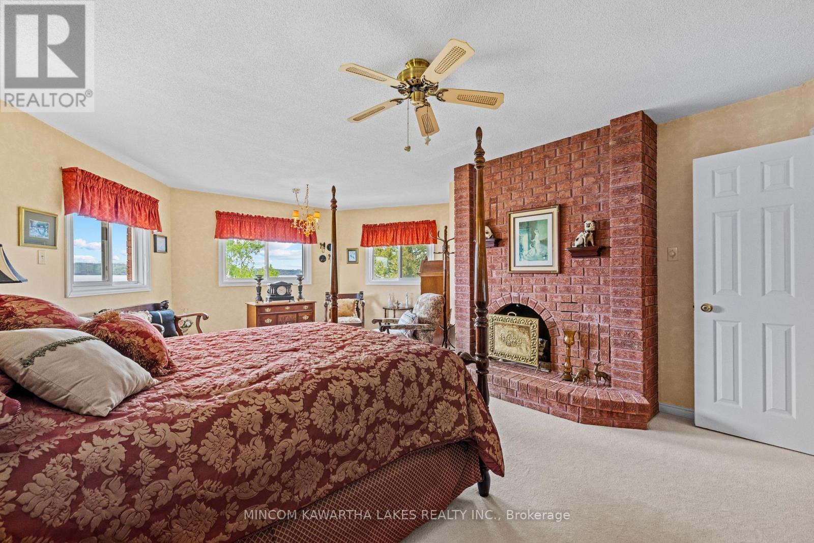 631 North Shore Drive E, Otonabee-South Monaghan, Ontario  K0L 1B0 - Photo 7 - X12151848