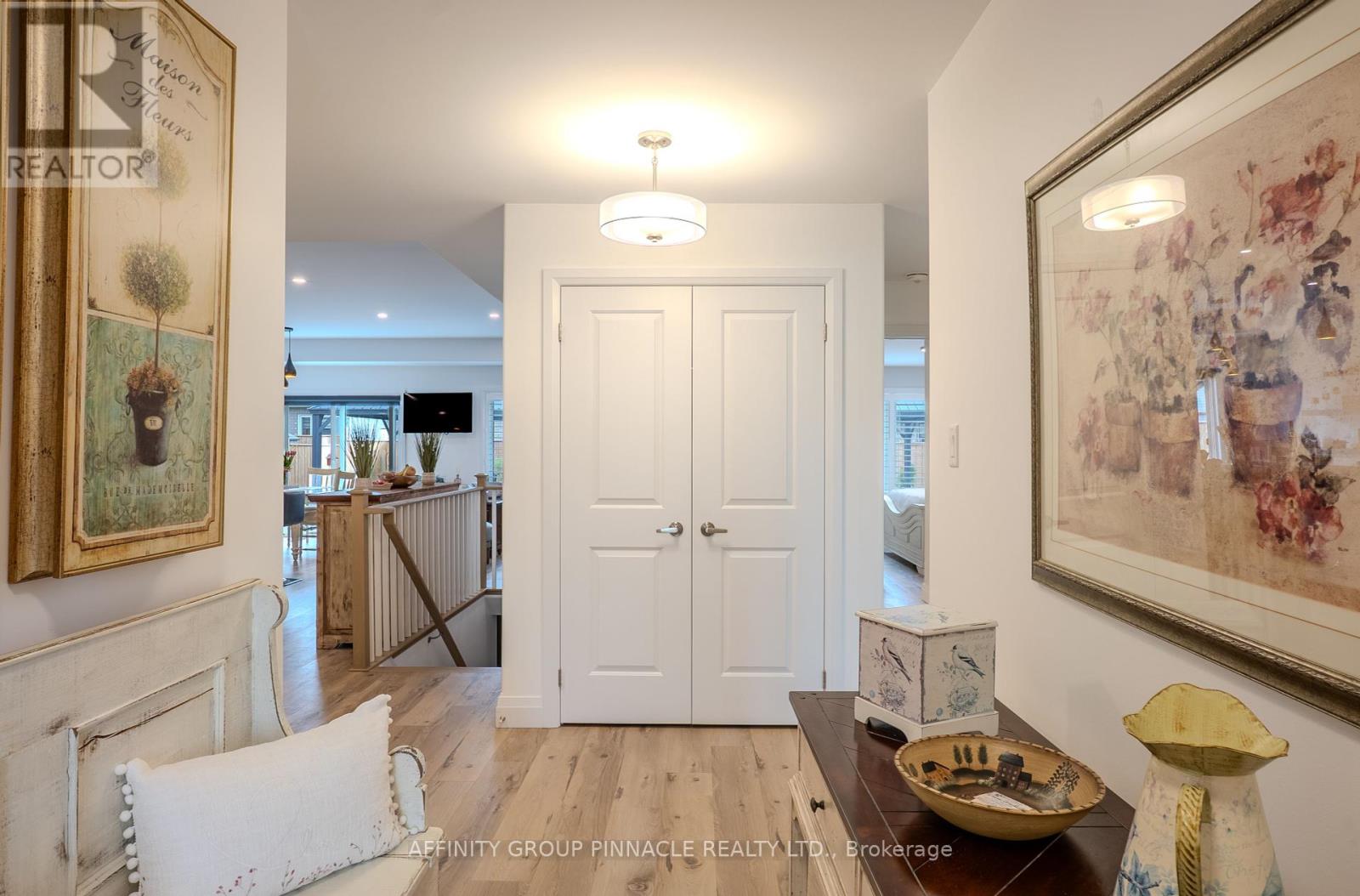 122 Springdale Drive, Kawartha Lakes (Lindsay), Ontario  K9V 0J3 - Photo 11 - X12152021