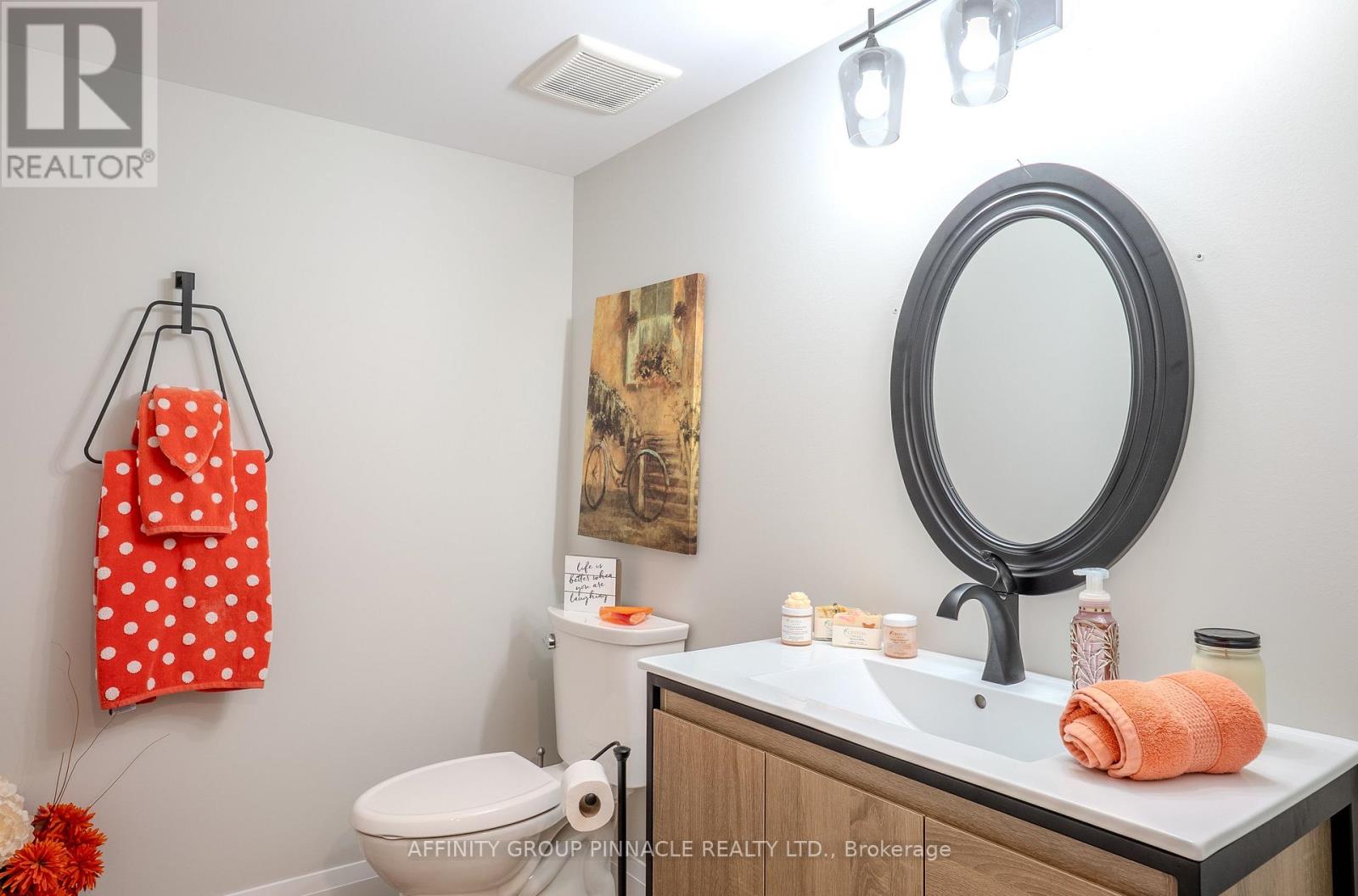 122 Springdale Drive, Kawartha Lakes (Lindsay), Ontario  K9V 0J3 - Photo 35 - X12152021