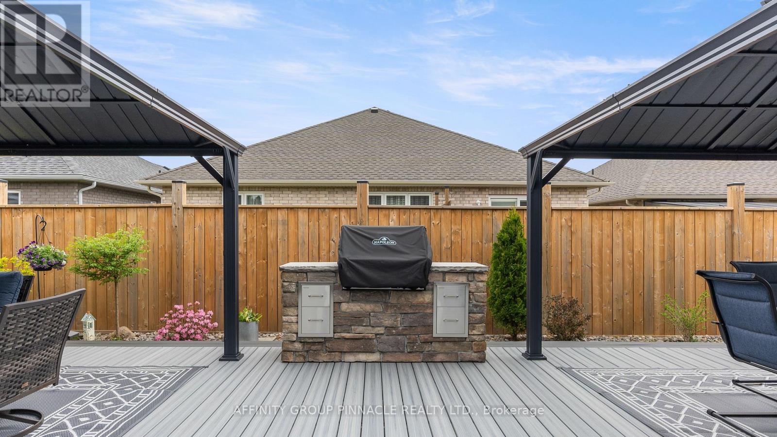 122 Springdale Drive, Kawartha Lakes (Lindsay), Ontario  K9V 0J3 - Photo 40 - X12152021