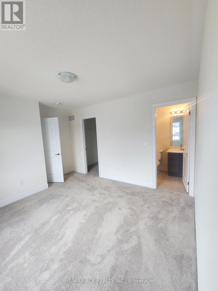 22 Rogerson Street, Clarington (Newcastle), Ontario  L1B 0W4 - Photo 14 - E12152509